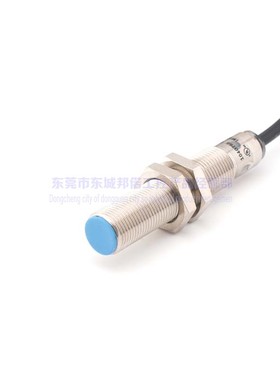 SICK西克1040766电感式接近传感器IME12-04BPSZW2S输出PNP型现货