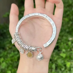 中式新款复古镀银吉言盘缠实心镀银开口手镯年轻筷子方镯腰缠万贯