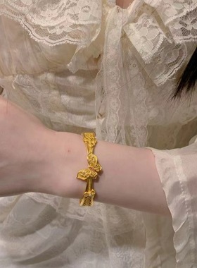 小众设计感初恋金色手镯梦幻蝴蝶时尚锆石新款镯子