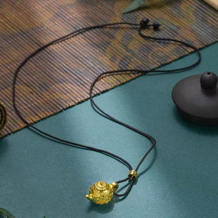 QIQ黄金色古法厚壁中空半空心把把壶吊坠  缠枝纹把把壶项链