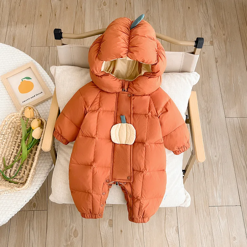 婴儿羽绒服冬装男女宝宝连体衣