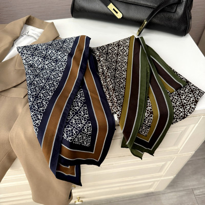 时尚洋气丝巾系脖高级感外搭小披肩搭配衬衫风衣薄围巾腰间三角巾