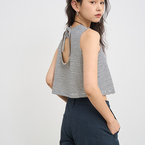 黑白条纹水滴形露背背心
