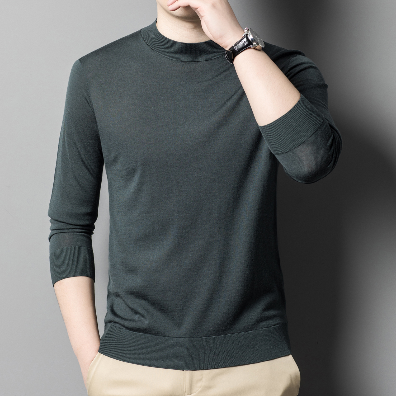 80支精纺超薄款贴身半高领羊毛衫