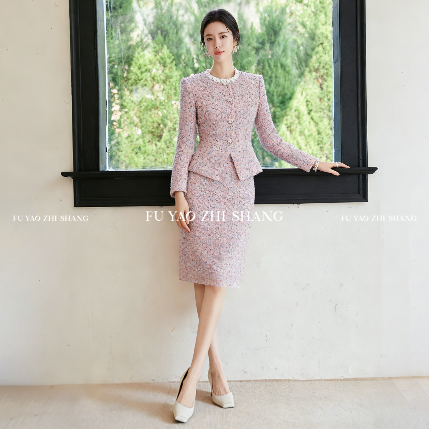 【浪漫氛围】小香风花呢西装套裙