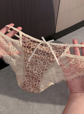 2026欧美性感镂空露臀少女内裤豹纹蕾丝交叉细带纯欲风女士低腰新