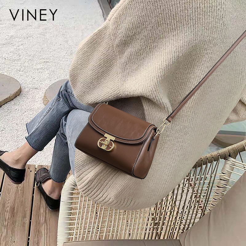 Viney包包女式2025新款夏天斜挎包女小包轻奢小众高级感真皮女包