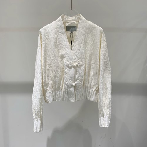 商场同款艾诺丝2023春季新款复古盘扣V领上衣衬衫30211058