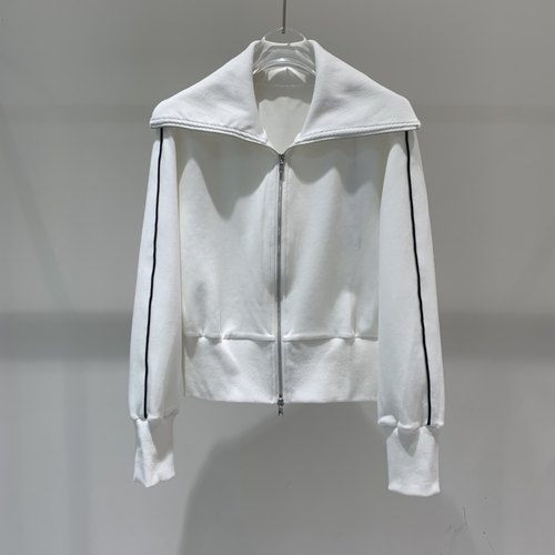 商场同款艾诺丝2023春季新款翻领拉链休闲运动短外套30121090