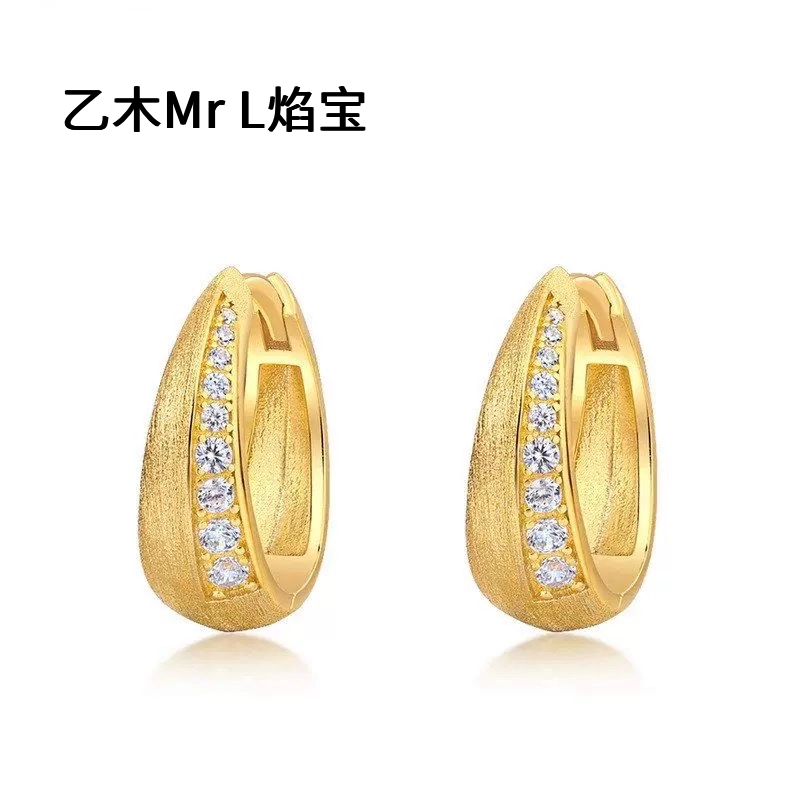 时尚简约手工拉丝S925银渐变大小耳环女轻奢百搭镶钻耳扣小众2026