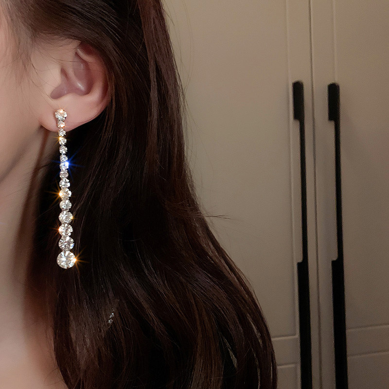 个性夸张高级感长款闪钻流苏耳环女气质显脸瘦网红耳钉耳饰秋冬潮,饰品/流行首饰/时尚饰品新,耳环,淘宝优惠券,粉丝福利购,淘宝优惠卷