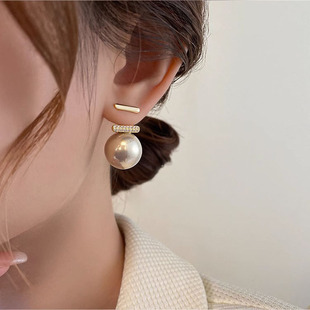 复古前后戴珍珠耳环女2024年新款潮轻奢小众高级耳钉简约时尚耳饰
