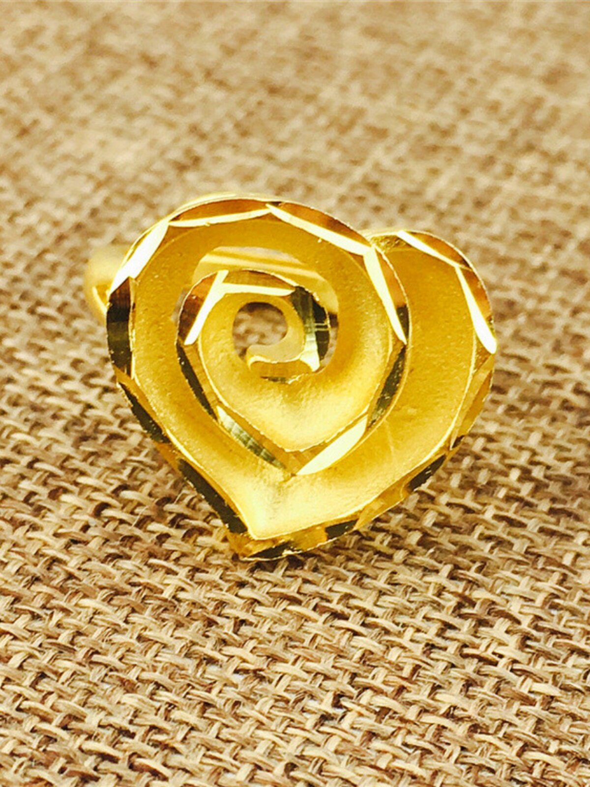 VIETNAM SAND GOLD RING WILL NOT FADE FOR A LONG TIME LIVE MOUTH ADJUSTMENT GOLD-PLATED LADIES SIMULATION FAKE EUROPEAN CURRENCY WEDDING GOLD RING