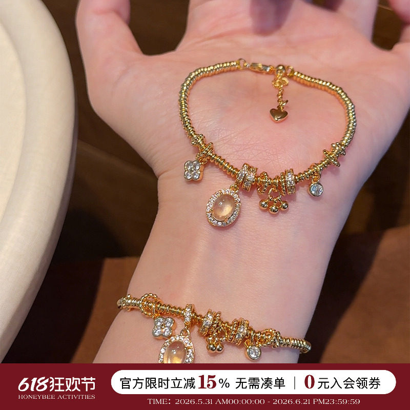 蜜蜂妈手作龙心同款水沫玉吊坠四叶草盘缠手链女时尚叠戴串珠手串