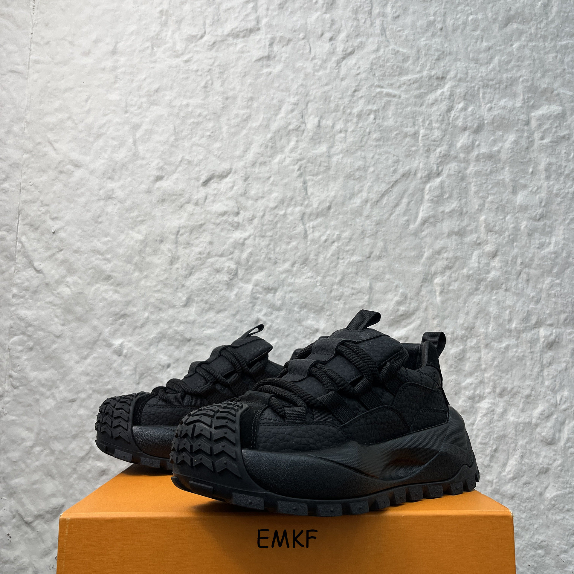 男鞋潮牌高级感户外运动休闲鞋