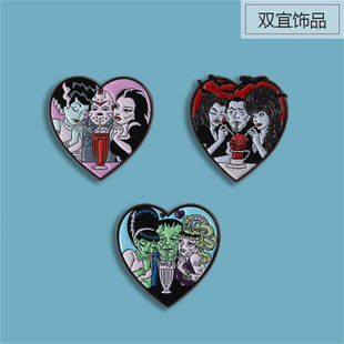 恐怖电影十三号星期五周边爱心形影视人物烤漆徽章 个性衣服包饰