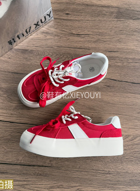 鞋有亿 2025秋冬新款红色鞋子女厚底小众板鞋百搭学生休闲帆布鞋
