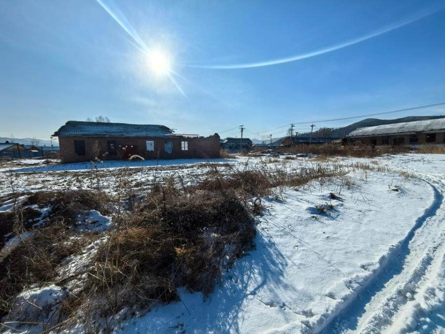 4月2日延边朝鲜族自治州一处土地及地上四处房产建筑网络拍卖公告