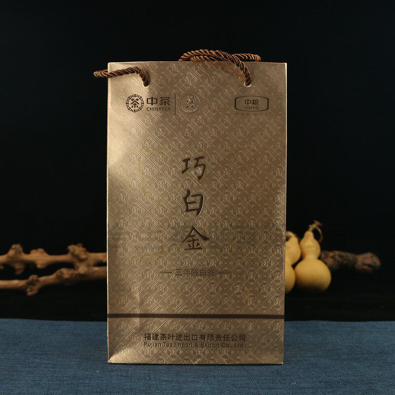 中茶蝴蝶白茶21年巧白金礼盒5710