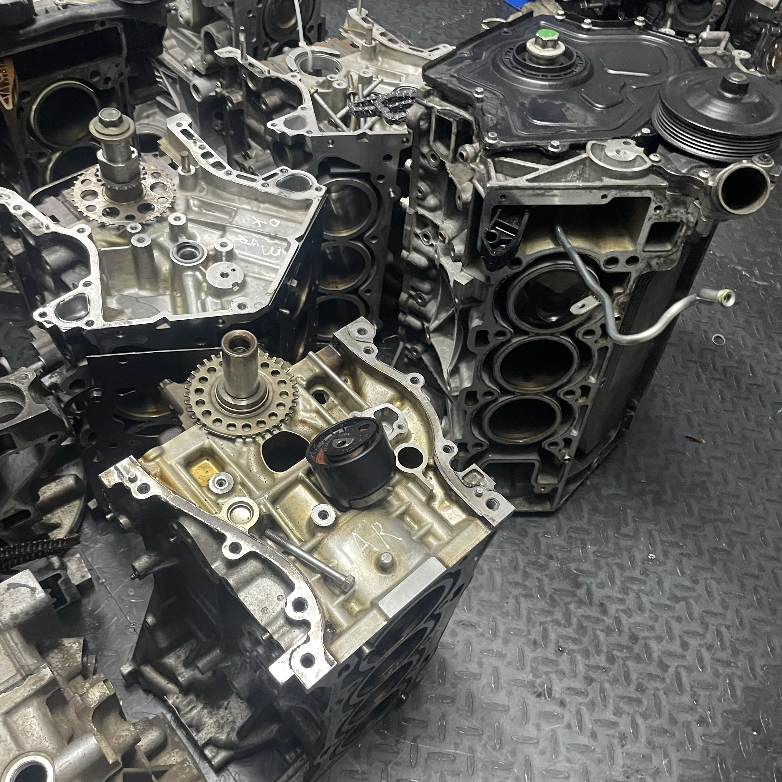 大众迈腾新帕萨特途观速腾宝来高尔夫ea888中缸总成缸体缸盖拆车