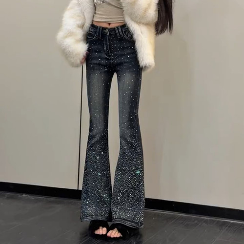 大码复古辣妹烫钻显瘦微喇牛仔裤