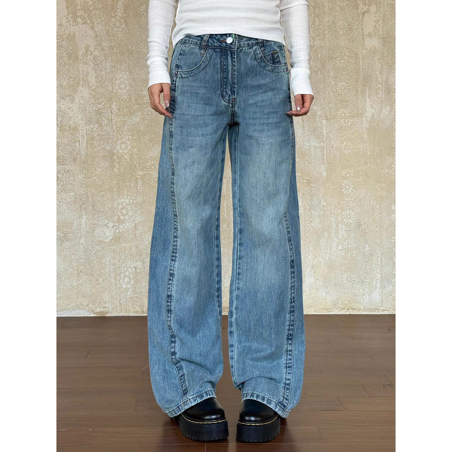 大码美式复古水洗蓝直筒牛仔裤女2026新款宽松百搭阔腿弯刀长裤子,女装/女士精品,大码裤装,淘宝优惠券,粉丝福利购,淘宝优惠卷