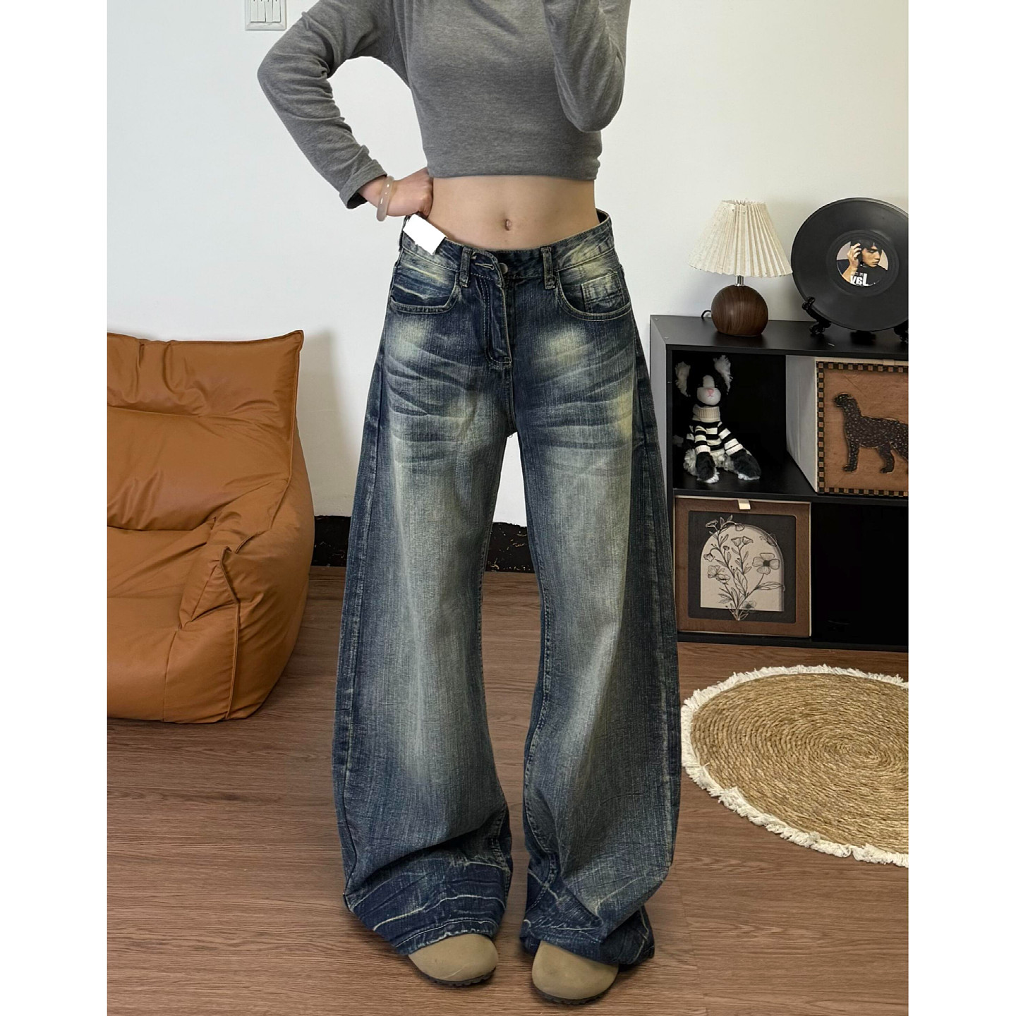 大码美式复古水洗做旧脏染弯刀牛仔裤男女高街宽松显瘦坠感休闲裤,女装/女士精品,大码裤装,淘宝优惠券,粉丝福利购,淘宝优惠卷