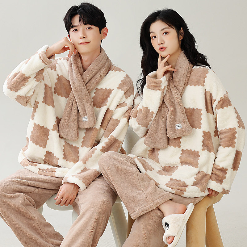 睡衣情侣珊瑚绒带围巾家居服