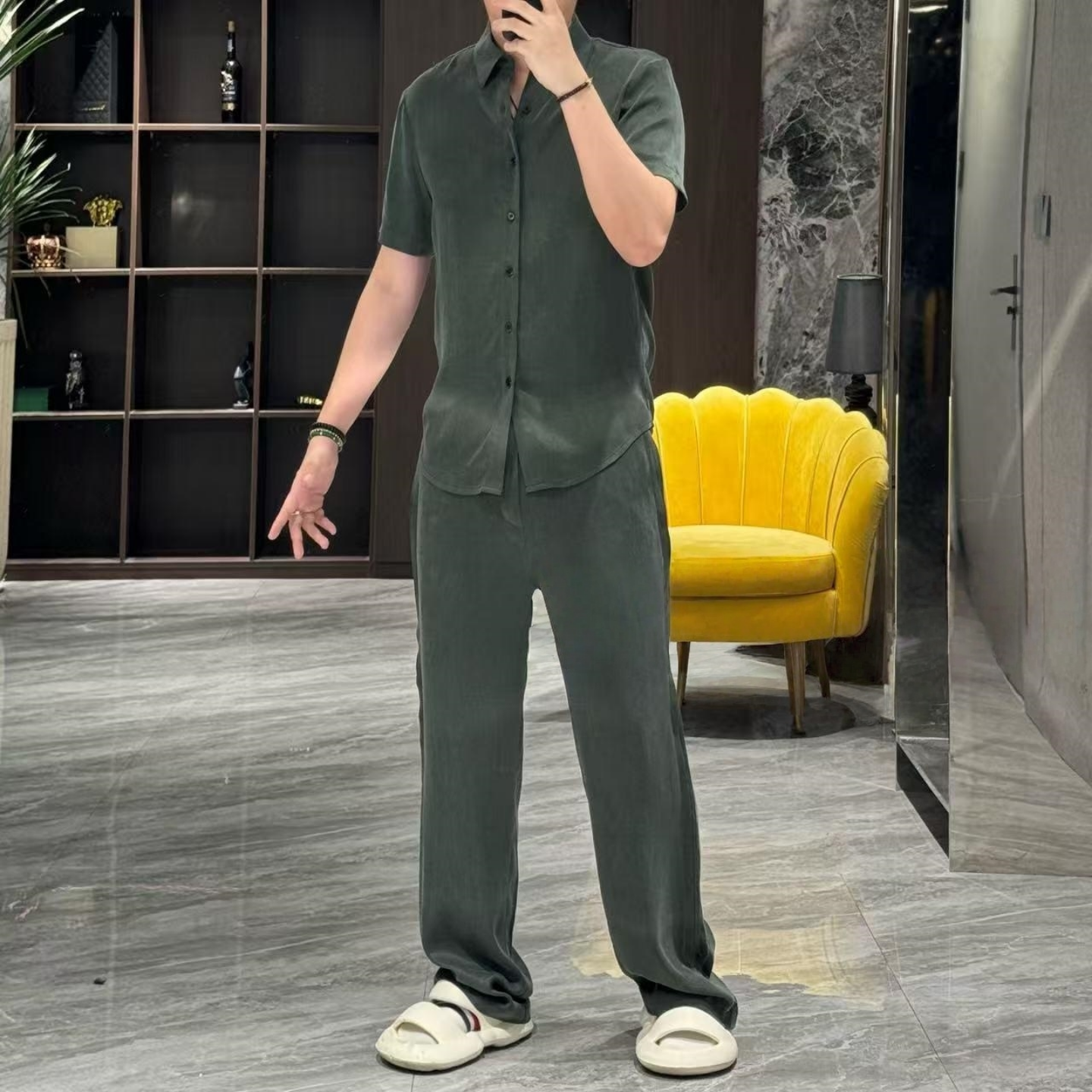 秋季新款男士时尚感气质休闲套装