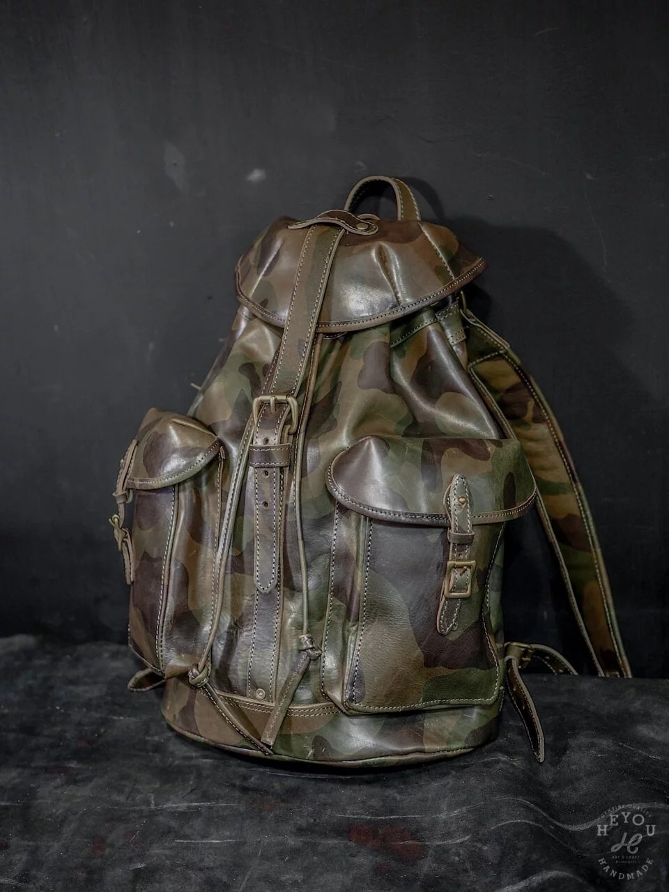 HEYOU户外旅行男迷彩胡椒盐背包