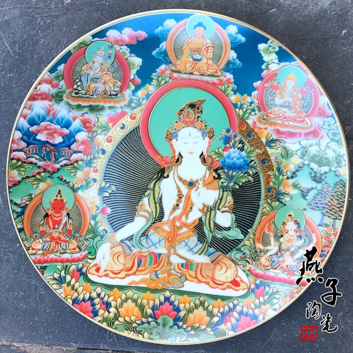 훌륭한 가치 JINGDEZHEN 도자기 고대 금 장식 도자기 접시 앉아 접시 교수형 접시 GUANYIN 벽 장식 거실 장식품