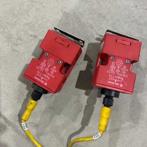 （维修议价）AB罗克韦尔Trojan T15开关440K-T11320.