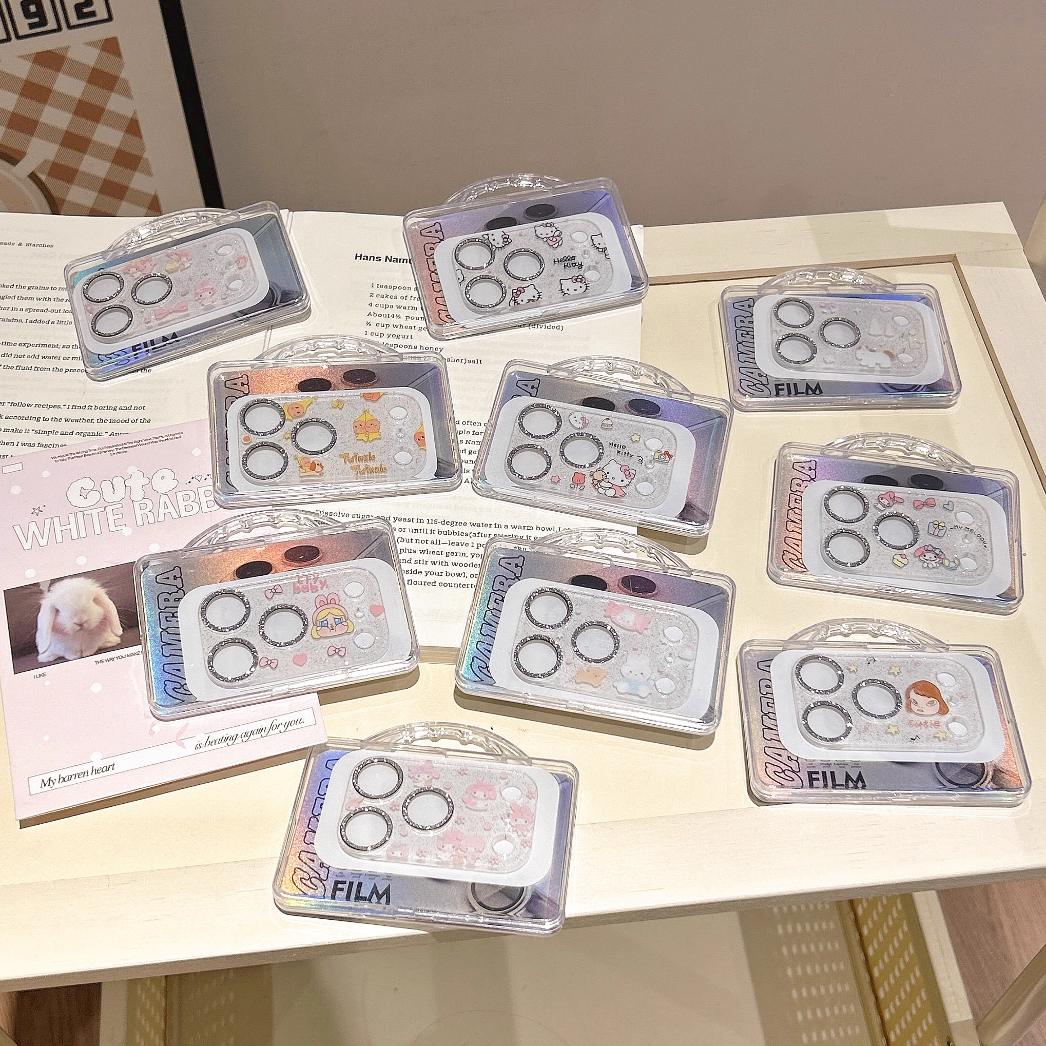 适用苹果17promax闪粉卡通底座膜