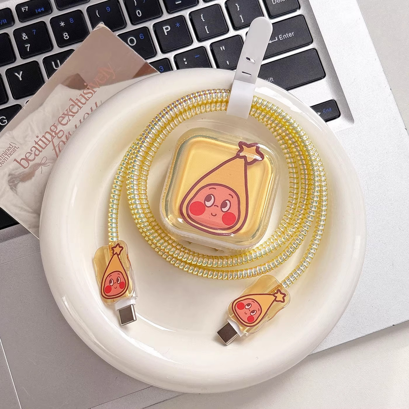 超萌星星人适用苹果40W充电器保护套17防折断16可爱充电线缠绕器