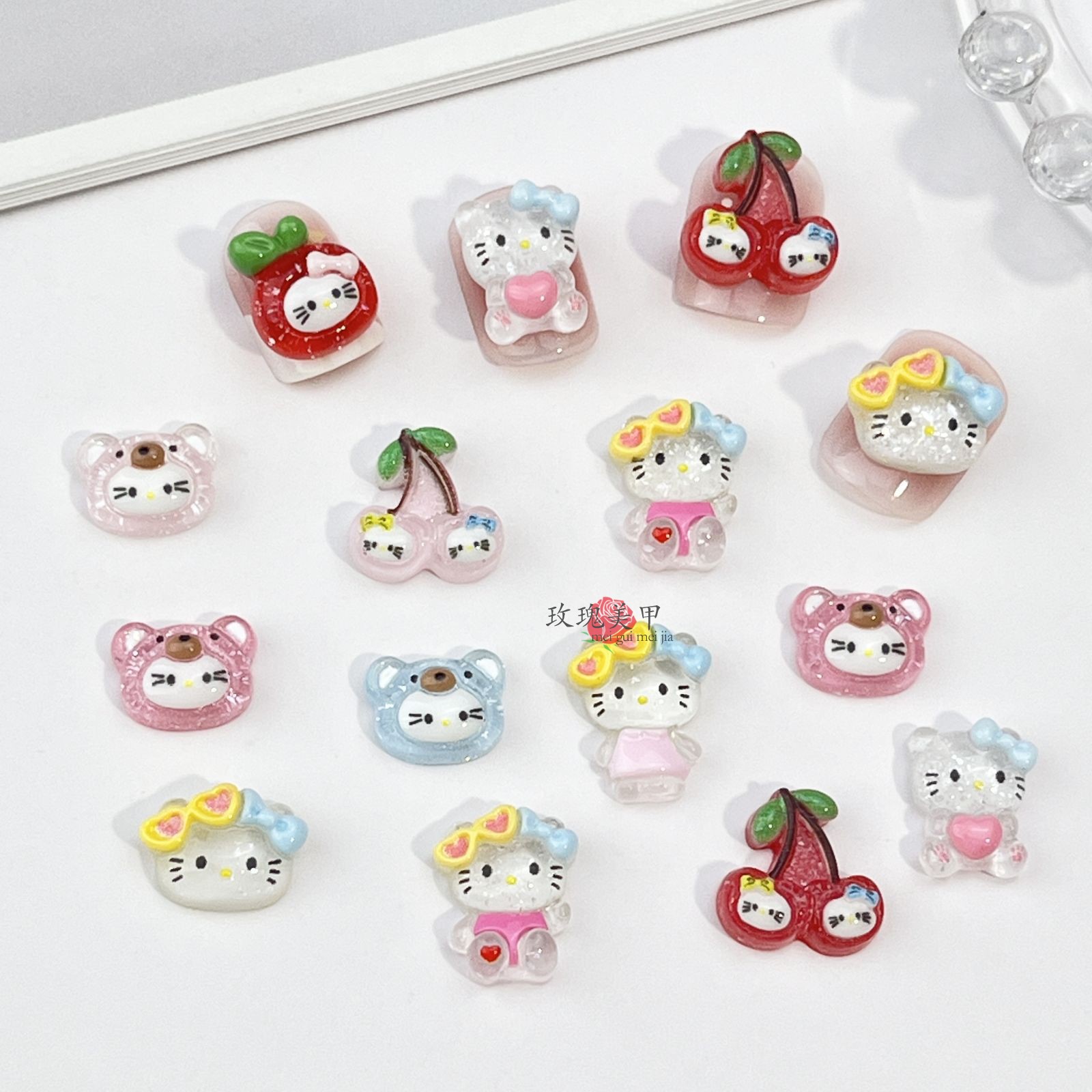 冰透海滩凯迪猫美甲饰品 DIY发卡奶油胶手机壳材料儿童穿戴甲贴片