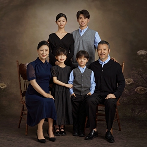 影楼全家福主题新款写真拍照服装