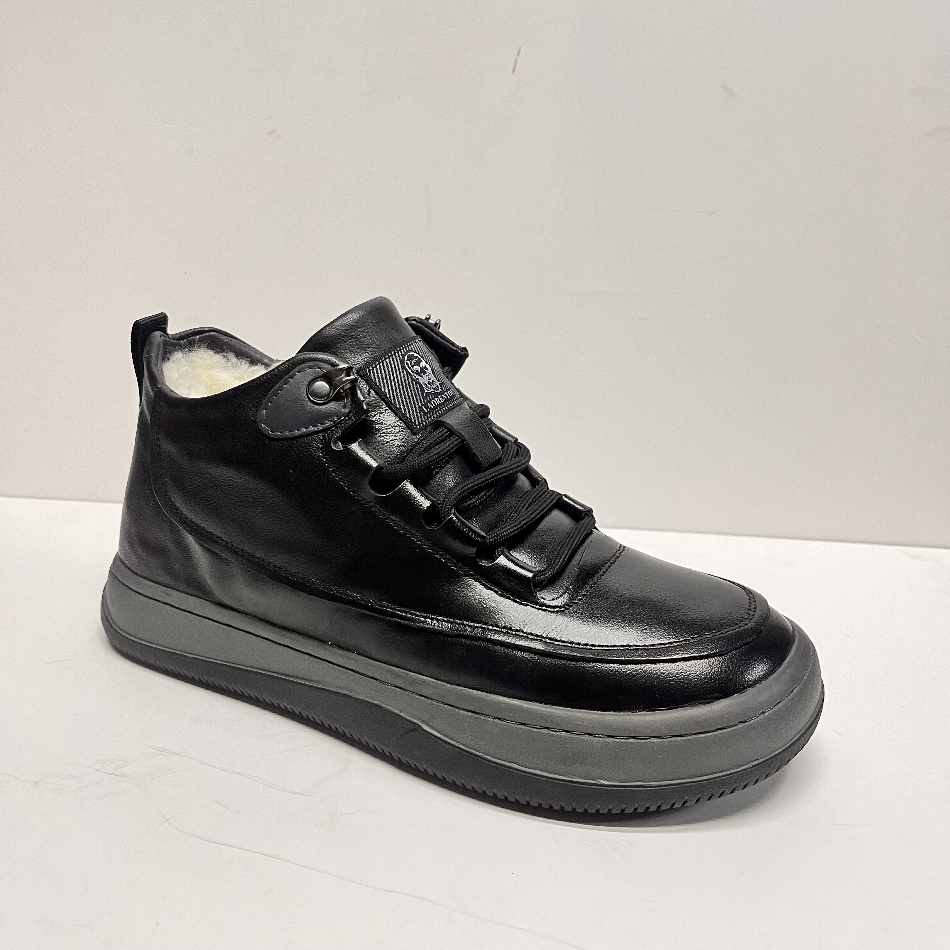 8829正品撤柜头层牛皮橡胶轮胎底全手工上线真羊毛皮毛一体男靴