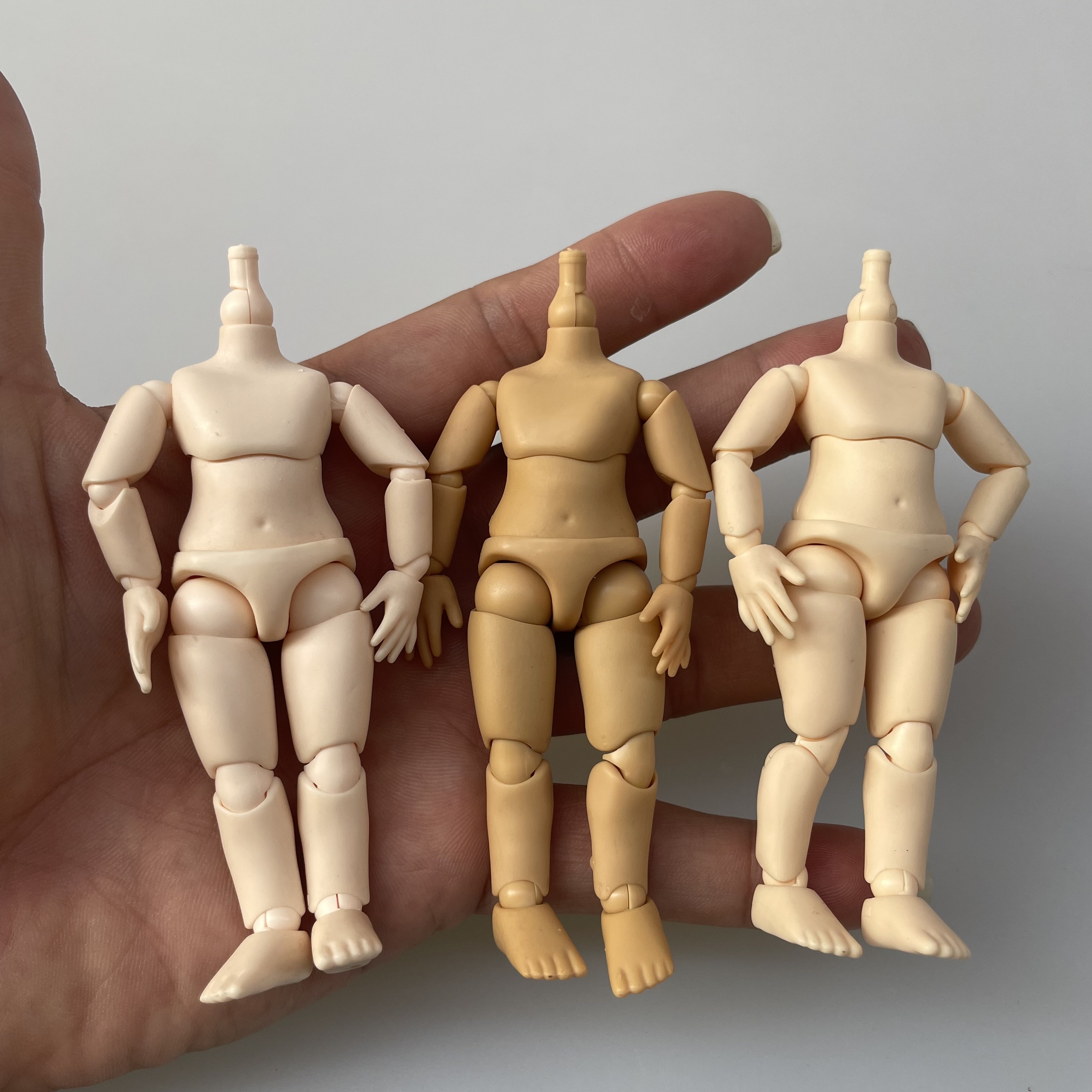 正版散货可动人偶手办