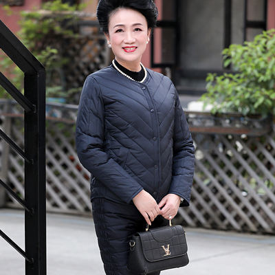 套装中老年羽绒服两件套