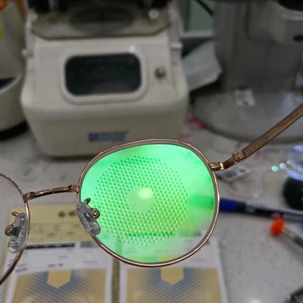 豪雅新乐学多点离焦镜片