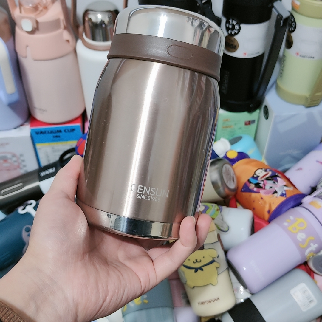 先行大牌焖烧杯700毫升保温一天一夜