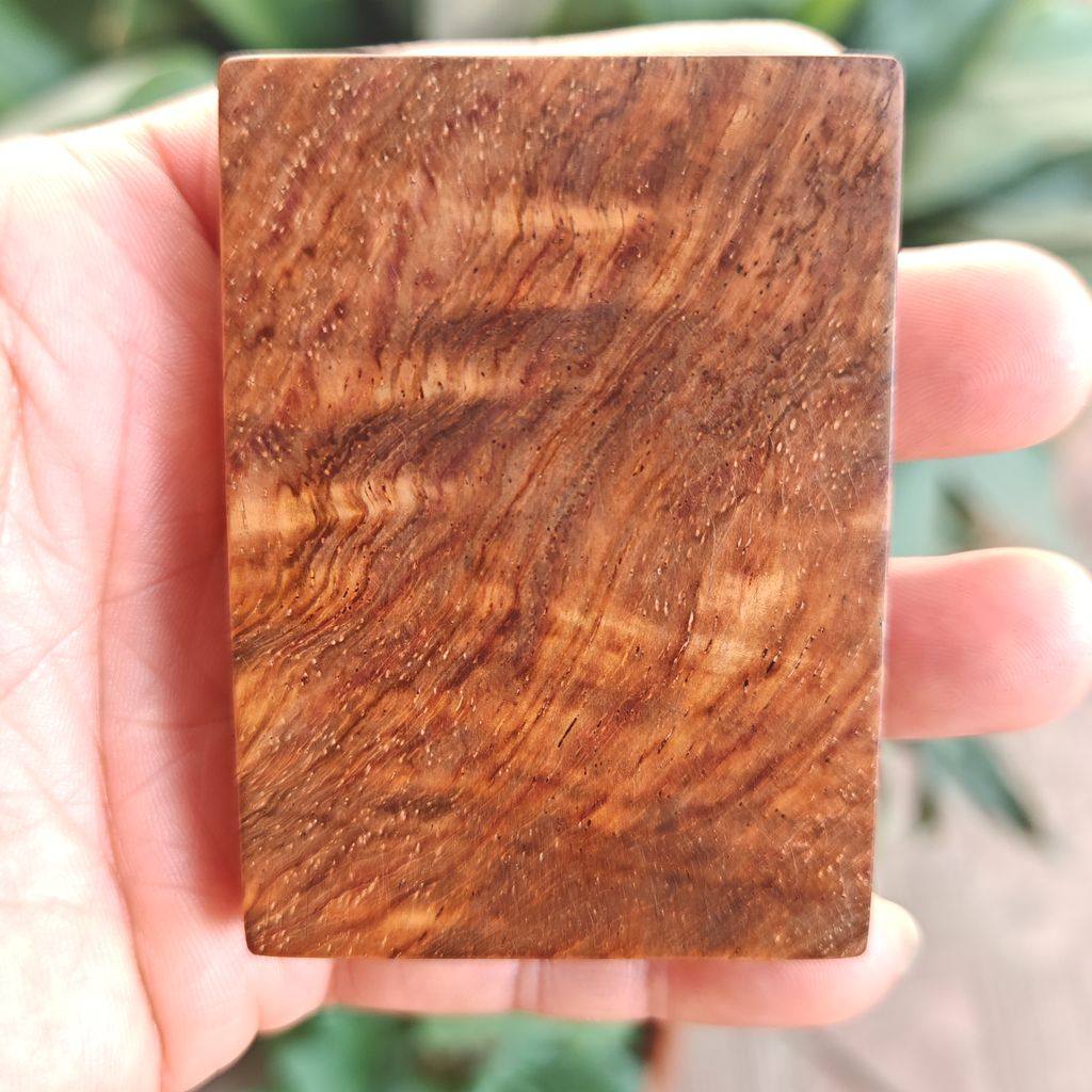 海南黄花梨平安无事牌子降香黄檀爆满水波满荧光闪电纹黄金底A