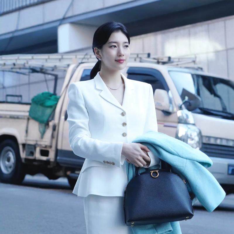 韩剧安娜同款白色西装套装裙