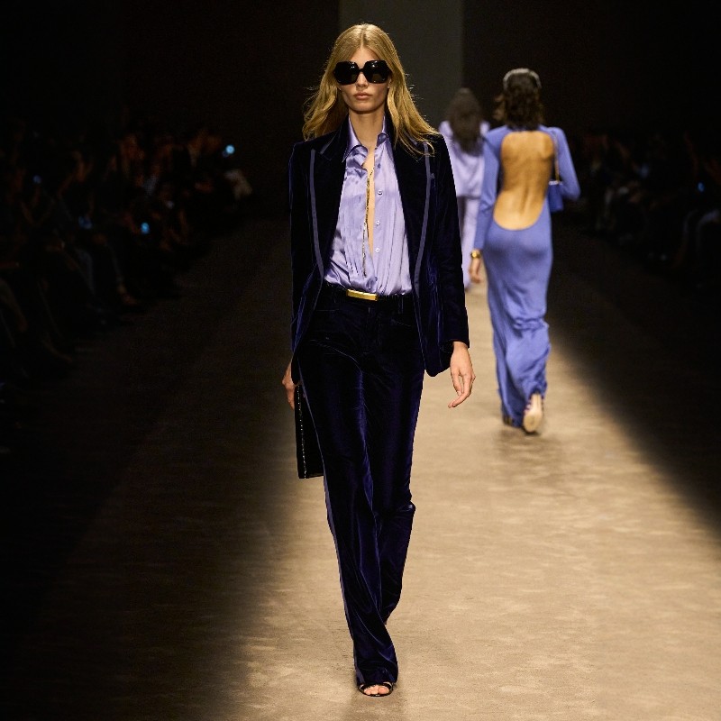 秋冬秀场同款OL复古深紫色丝绒修身西服+修身长裤两件套通勤正装