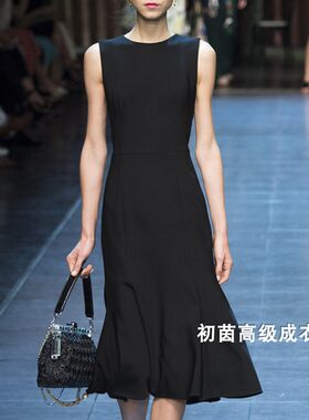 高级定制走秀同款黑色无袖鱼尾连衣裙女中长款修身显瘦小黑裙夏OL