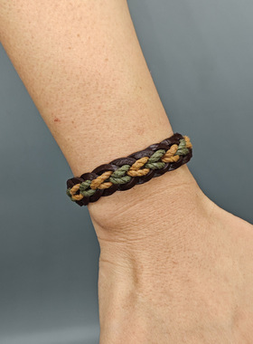 网红手工编织手链女小众设计学生简约冷淡风复古可调皮革彩绳手绳