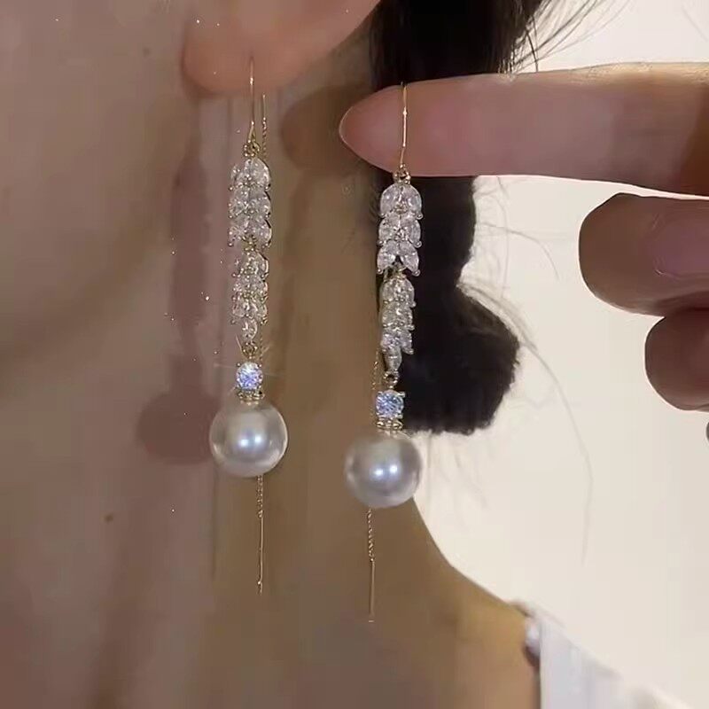 德国东大门精致时尚耳环微镶锆石珍珠流苏耳线女网红个性高级感耳