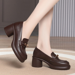进口一件粗跟百搭女款乐福鞋高跟小皮鞋女妈妈鞋棕色复古单鞋