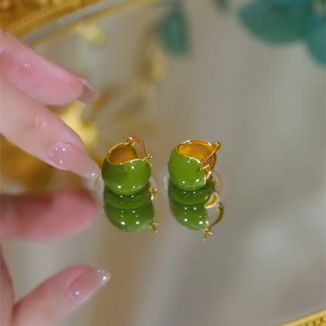 德国清新果绿色小提篮耳扣耳环女设计感网红百搭耳饰新款简约耳坠