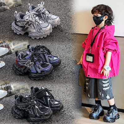 流行新款新款儿童运动鞋时尚潮流网面透气轮胎底防滑男女童老爹鞋